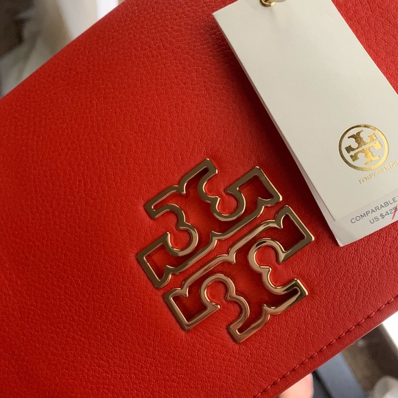Last one 🎊 New Tory Burch Crossbody 😍 - Picture 2 of 6